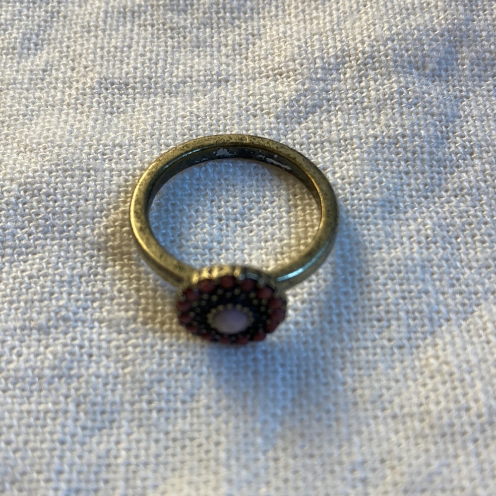 Flower Ring - Picture 8 of 9